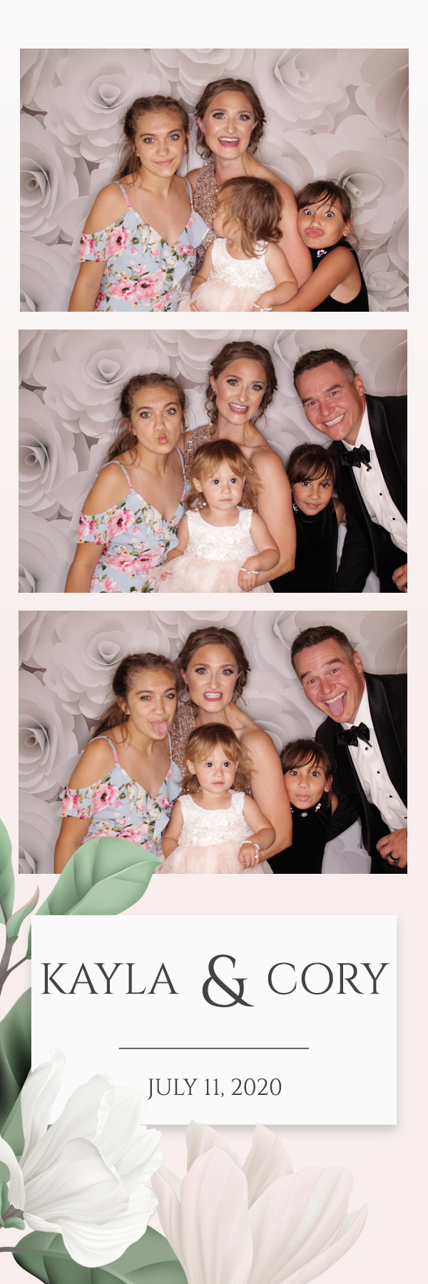 Kayla and Cory Wedding | View more photos from the event at gallery.photoboothbillings.com/u/PhotoBoothBillings/Kayla-and-Cory-Wedding
